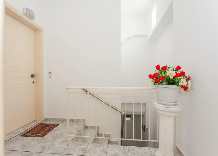 Porto Orion Studios Chania (Crete)